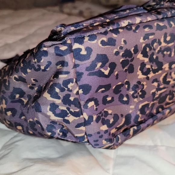 Travelon bag purple leopard print. 9.5x14x5.5" - Picture 2 of 11